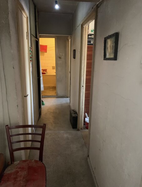 Rahova, Soseaua Alexandriei, Antiaeriana, bloc 1977.